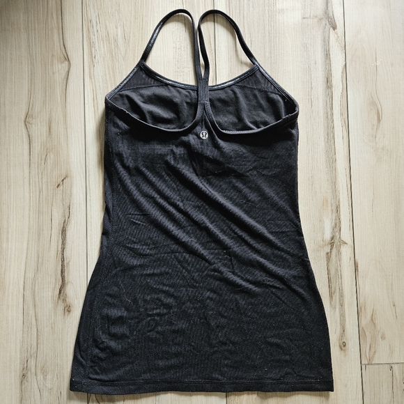 Lululemon Power Y Tank Top - Black - Size 4 - Picture 2 of 3